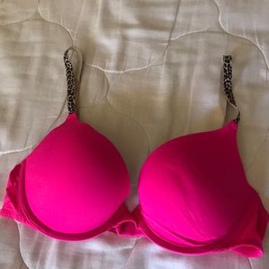 Victoria’s Secret Pink! hot pink & leopard bra 34C